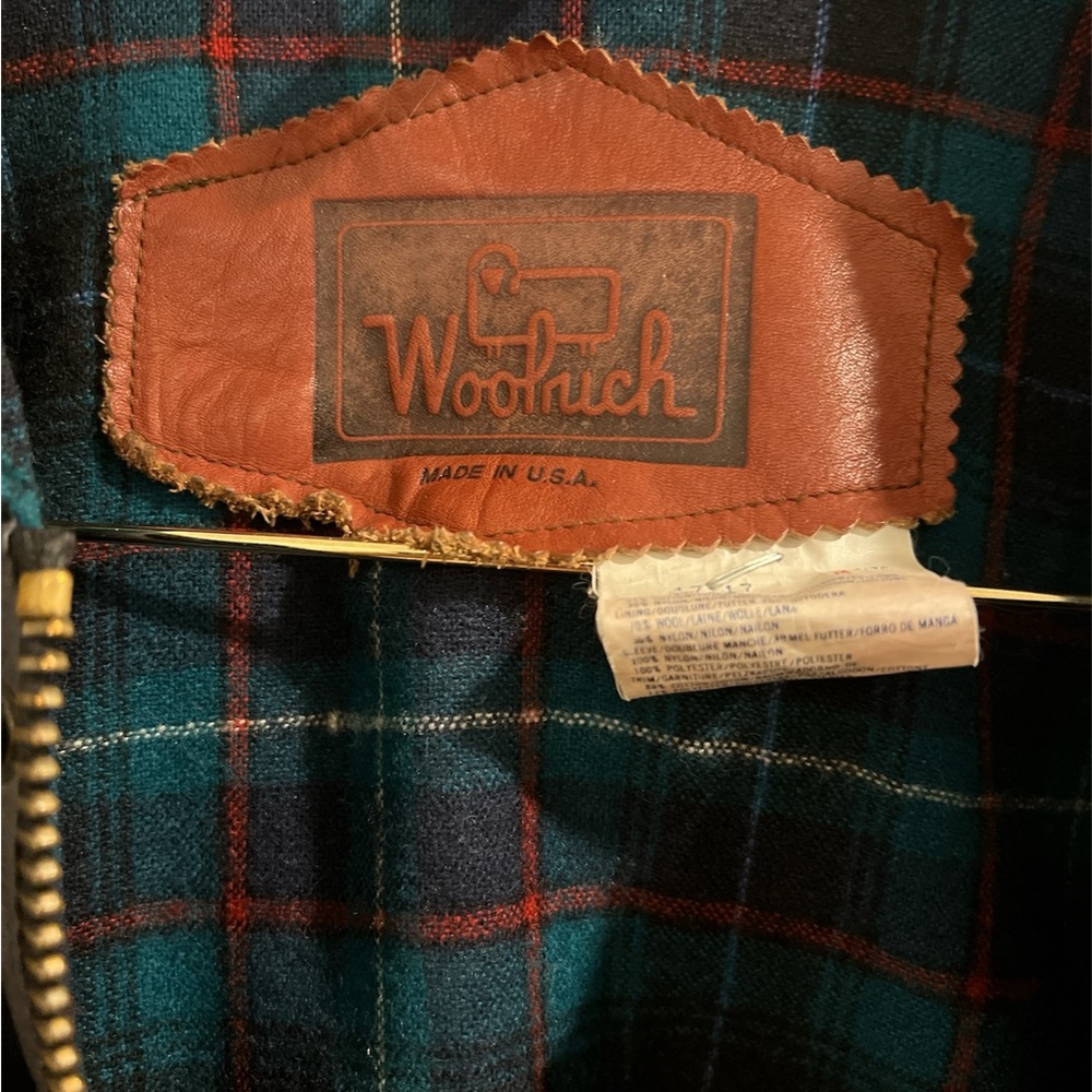Vintage - Woolrich Trench Coat Mens; Size Medium; Waxed nylon - Made in USA